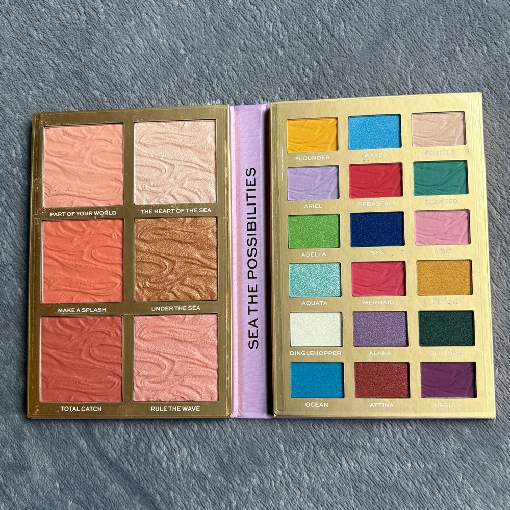 Makeup Revolution Little Mermaid Set - Picture 2 of 4